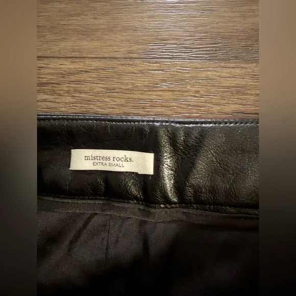 Mistress Rocks Black Vegan Leather Belted Mini Skirt Western Hardware XS - Picture 4 of 5